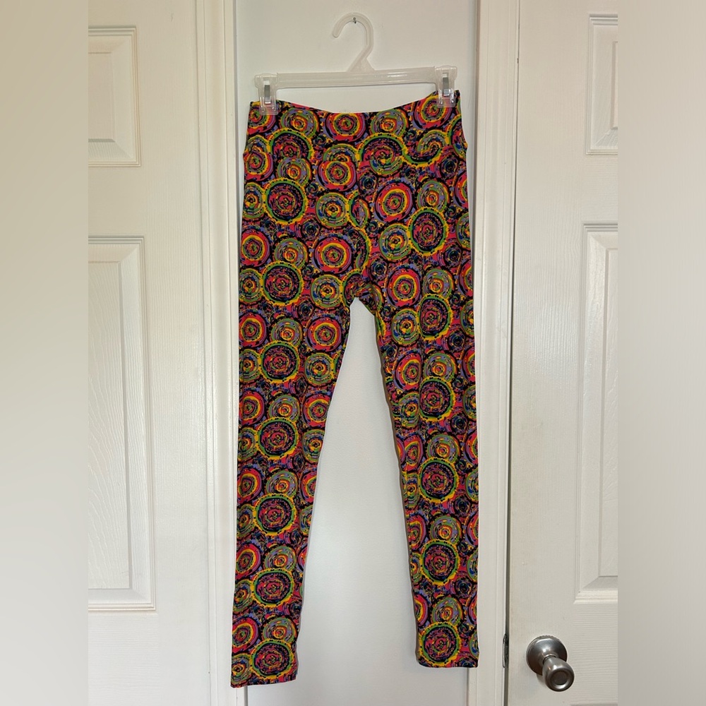 LuLaRoe Vibrant Patterned Leggings